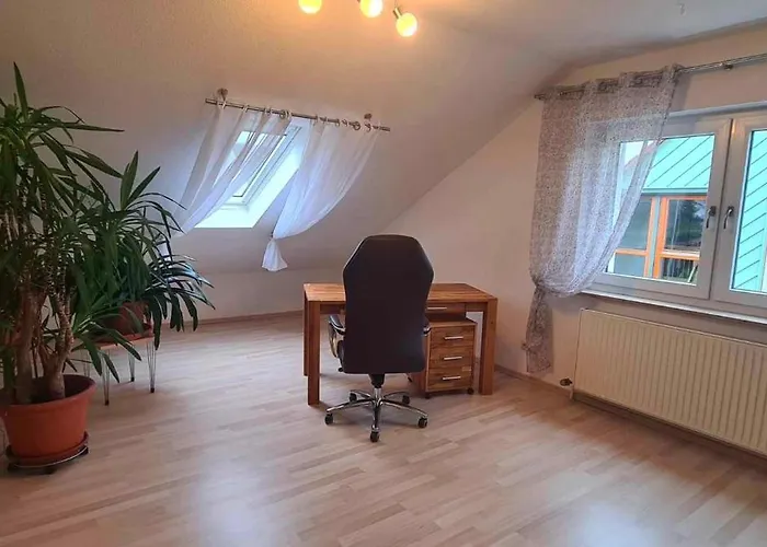 Gemuetliche 120 Qm Mit Balkon Appartamento *