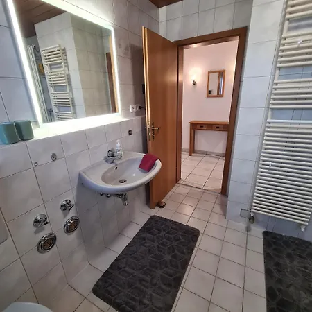 Gemuetliche 120 Qm Mit Balkon Lejlighed *