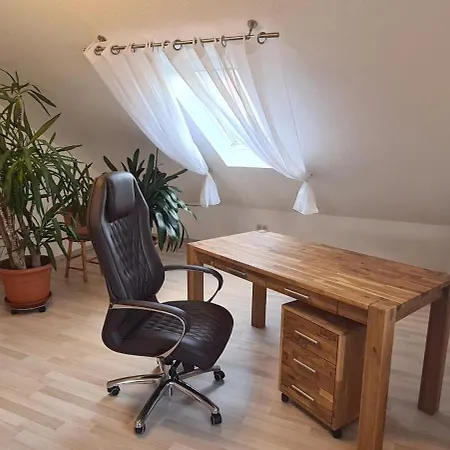 Apartment Gemuetliche 120 Qm Mit Balkon *