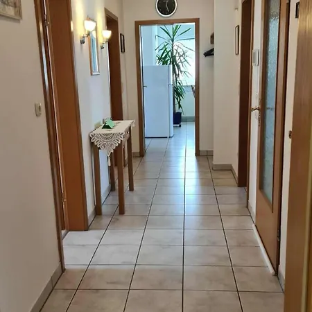 Gemuetliche 120 Qm Mit Balkon