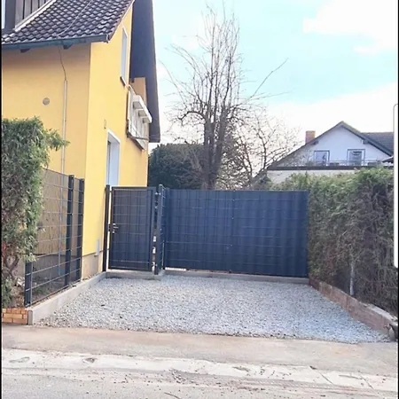 Appartement Gemuetliche 120 Qm Mit Balkon *