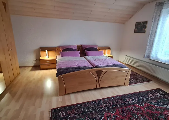 Appartement Gemuetliche 120 Qm Mit Balkon