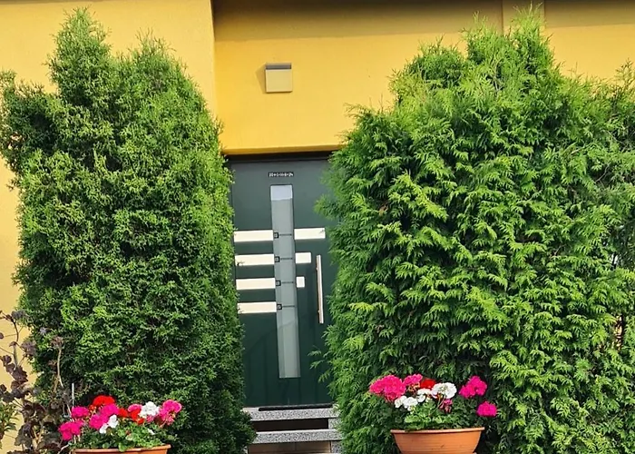 Gemuetliche 120 Qm Mit Balkon Appartement Adelsdorf