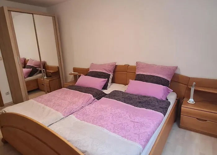 Gemuetliche 120 Qm Mit Balkon Adelsdorf