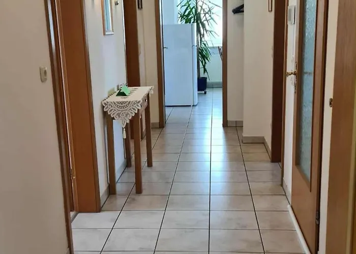 Gemuetliche 120 Qm Mit Balkon